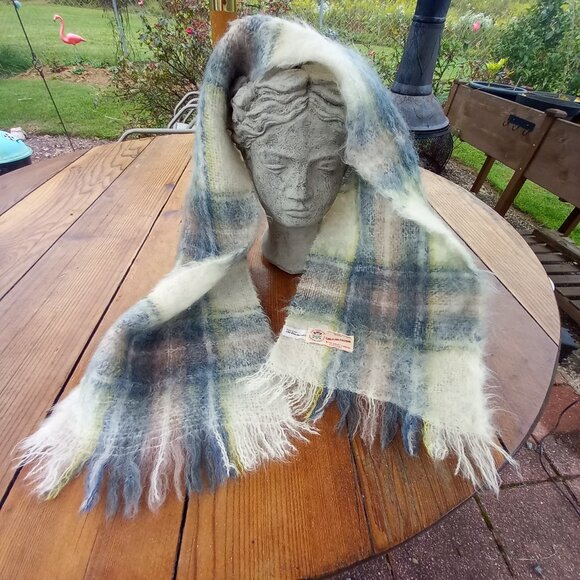 vintage CRAIG-NA-CREIDHE --WOOL scarf - Picture 3 of 4
